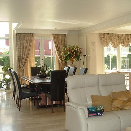 B&B Bij Lieve En Jos Хасселт Экстерьер фото